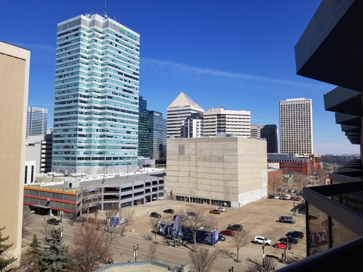 Holiday Inn Express Edmonton Downtown By Ihg Eksteriør bilde