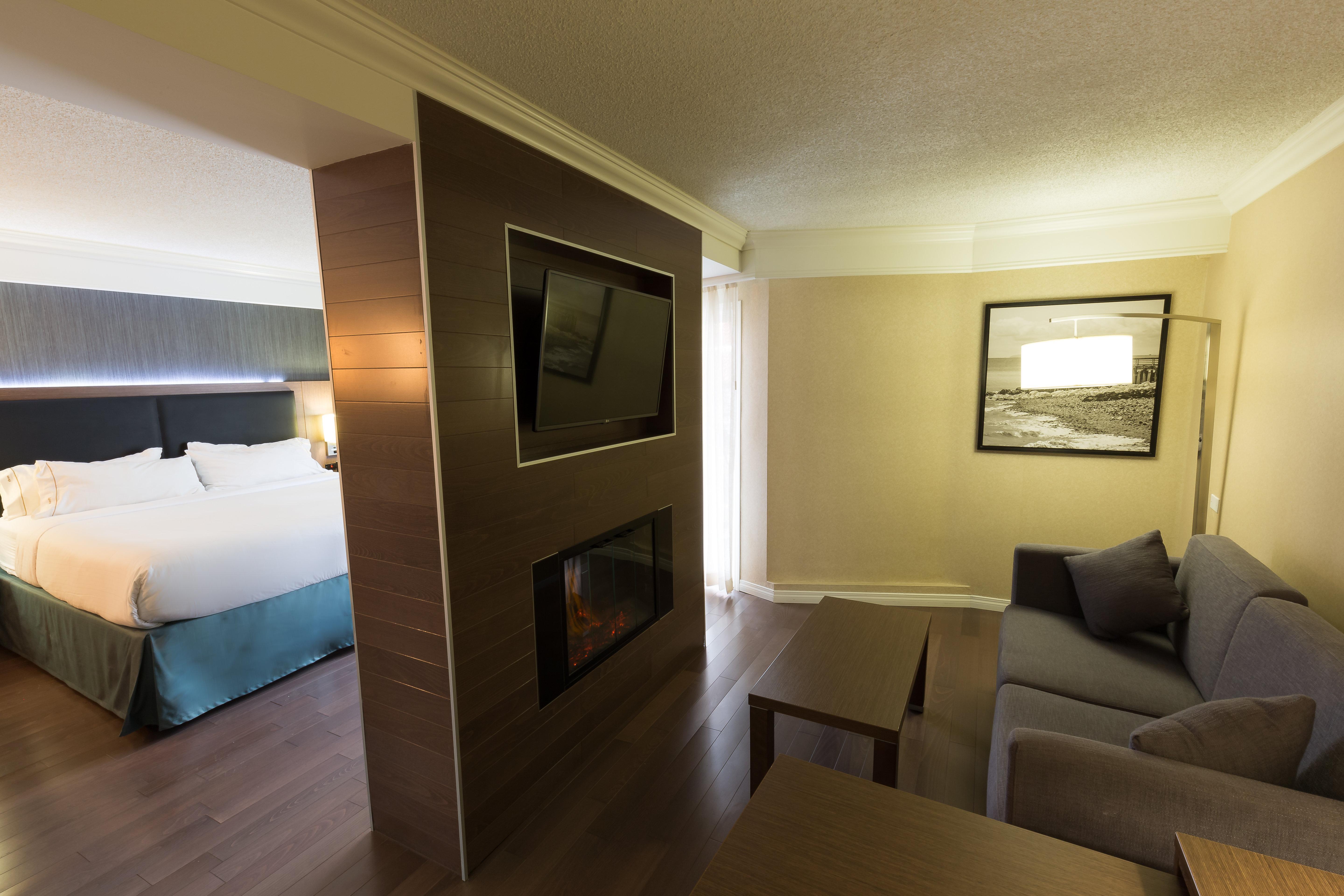 Holiday Inn Express Edmonton Downtown By Ihg Eksteriør bilde