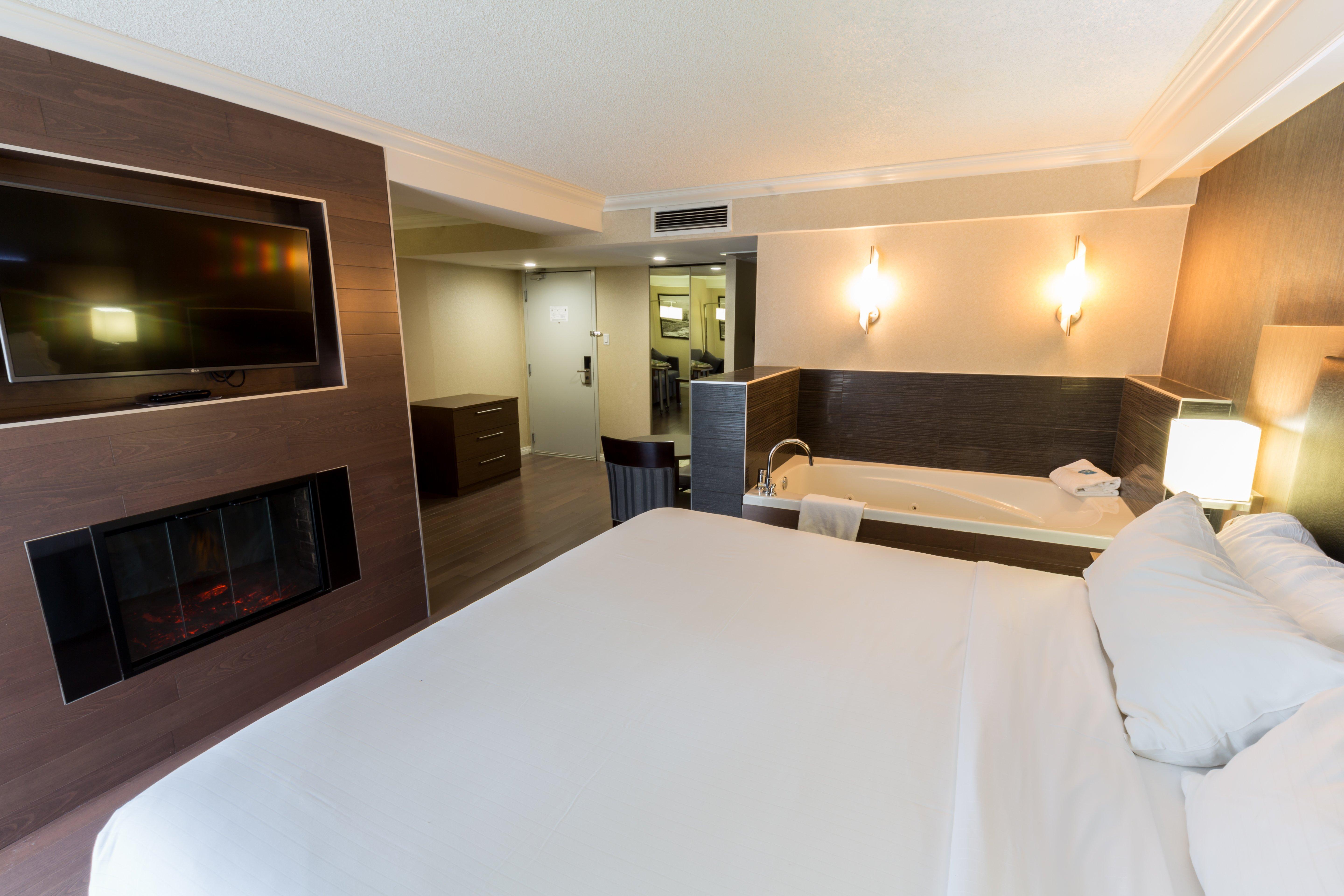 Holiday Inn Express Edmonton Downtown By Ihg Eksteriør bilde