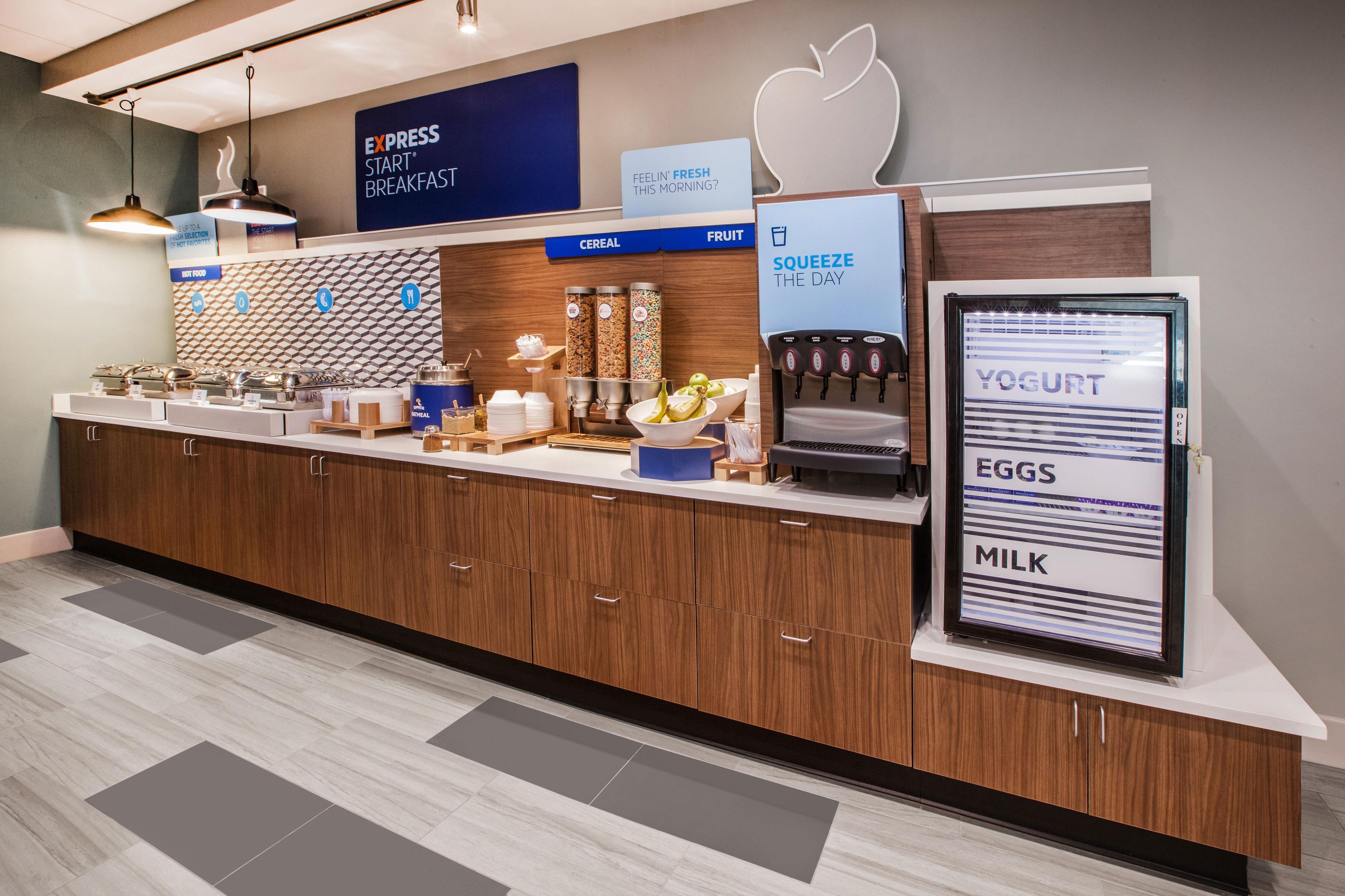 Holiday Inn Express Edmonton Downtown By Ihg Eksteriør bilde