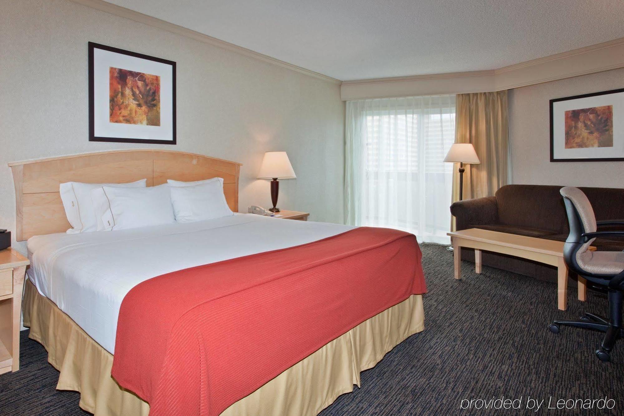 Holiday Inn Express Edmonton Downtown By Ihg Eksteriør bilde