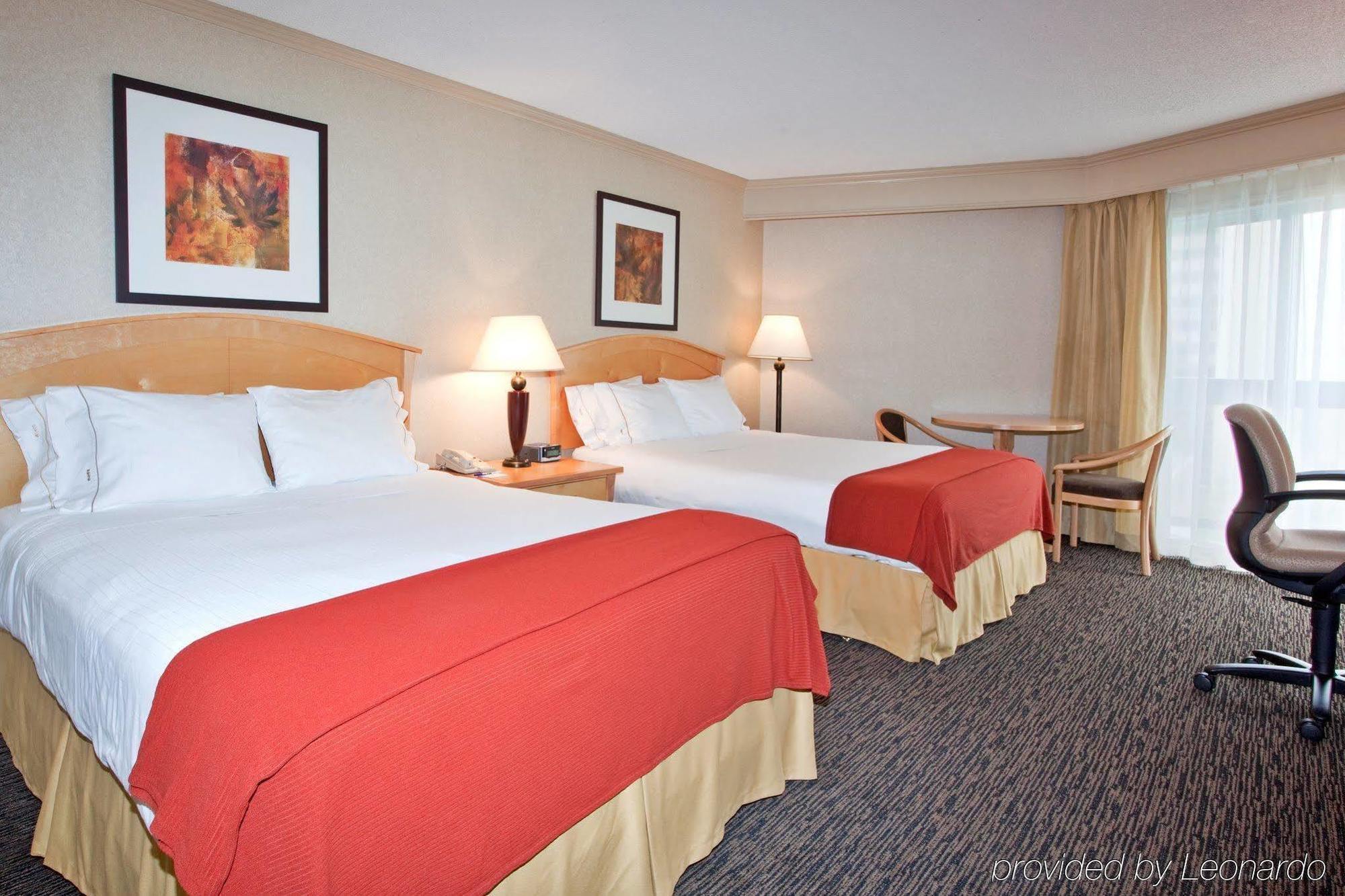 Holiday Inn Express Edmonton Downtown By Ihg Eksteriør bilde